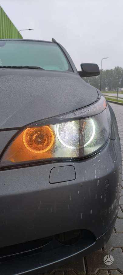 BMW 525, 2.5 l., Универсал