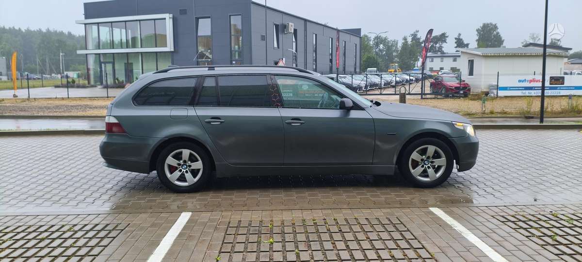 BMW 525, 2.5 l., Универсал