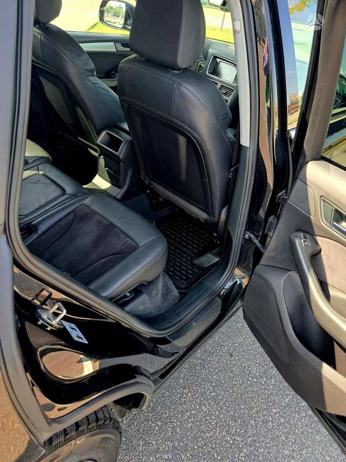 Audi Q5, 2.0 l., Внедорожник / Кроссовер