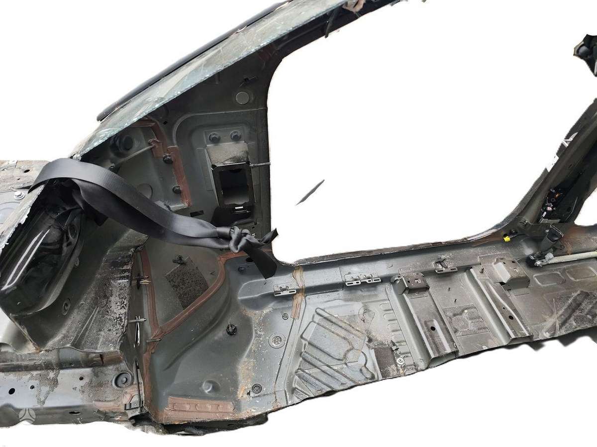 Skoda Elroq hood (front, rear)