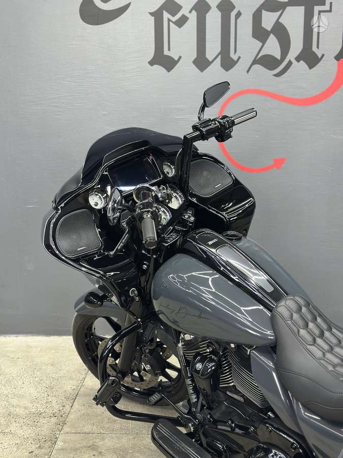 Harley-Davidson Road Glide 1760cc, choppers / cruisers / custom