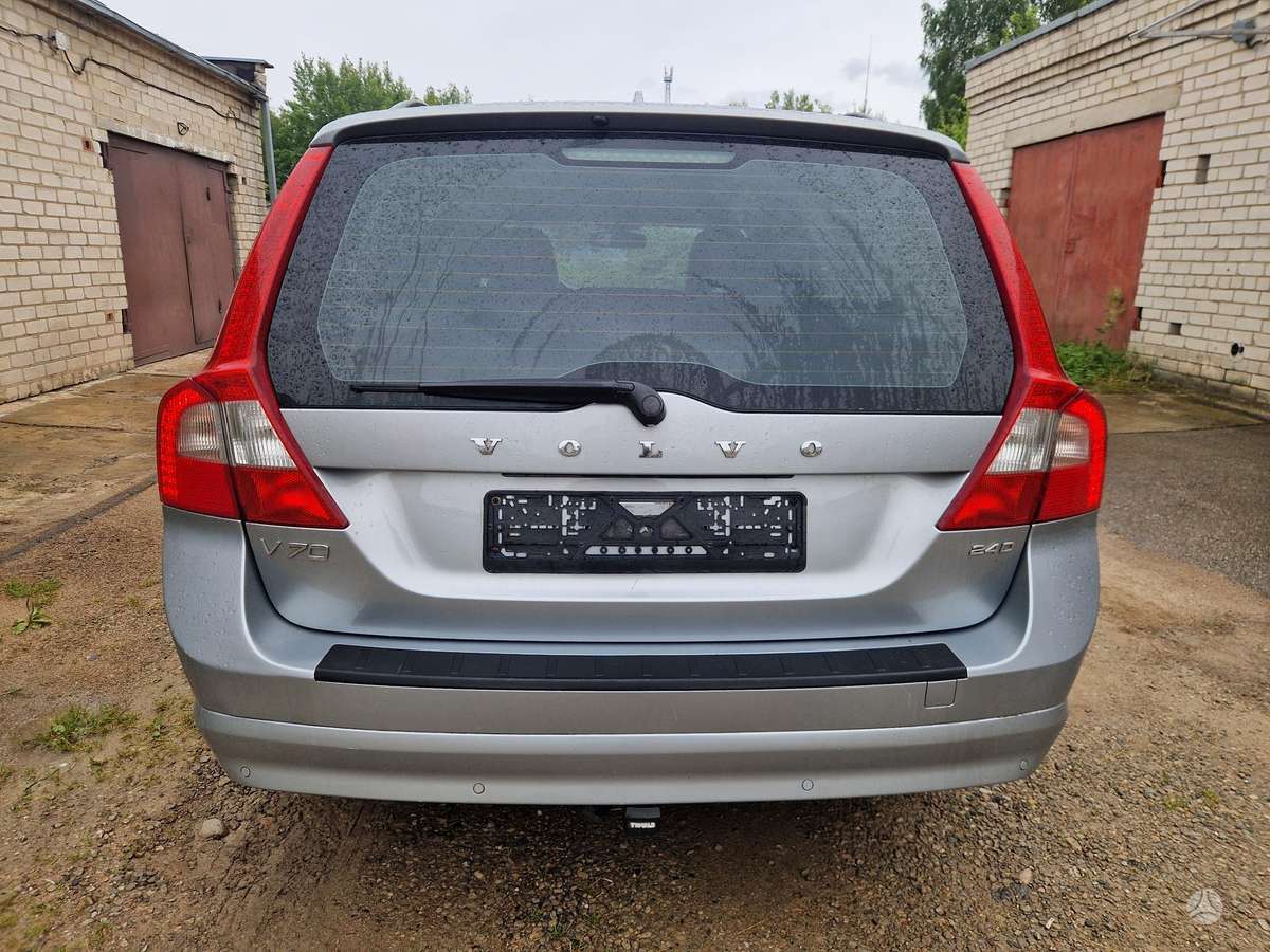 Volvo V70, 2.4 l., wagon