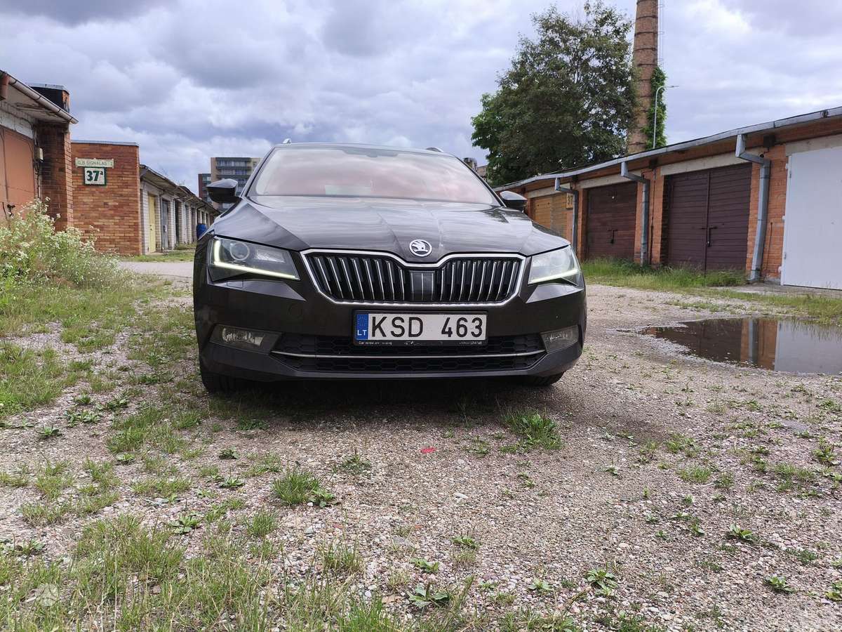 Skoda Superb, 1.8 l., wagon