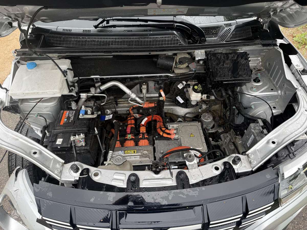Dacia Spring, hatchback