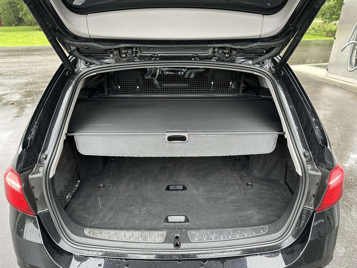 BMW 320, 2.0 l., wagon