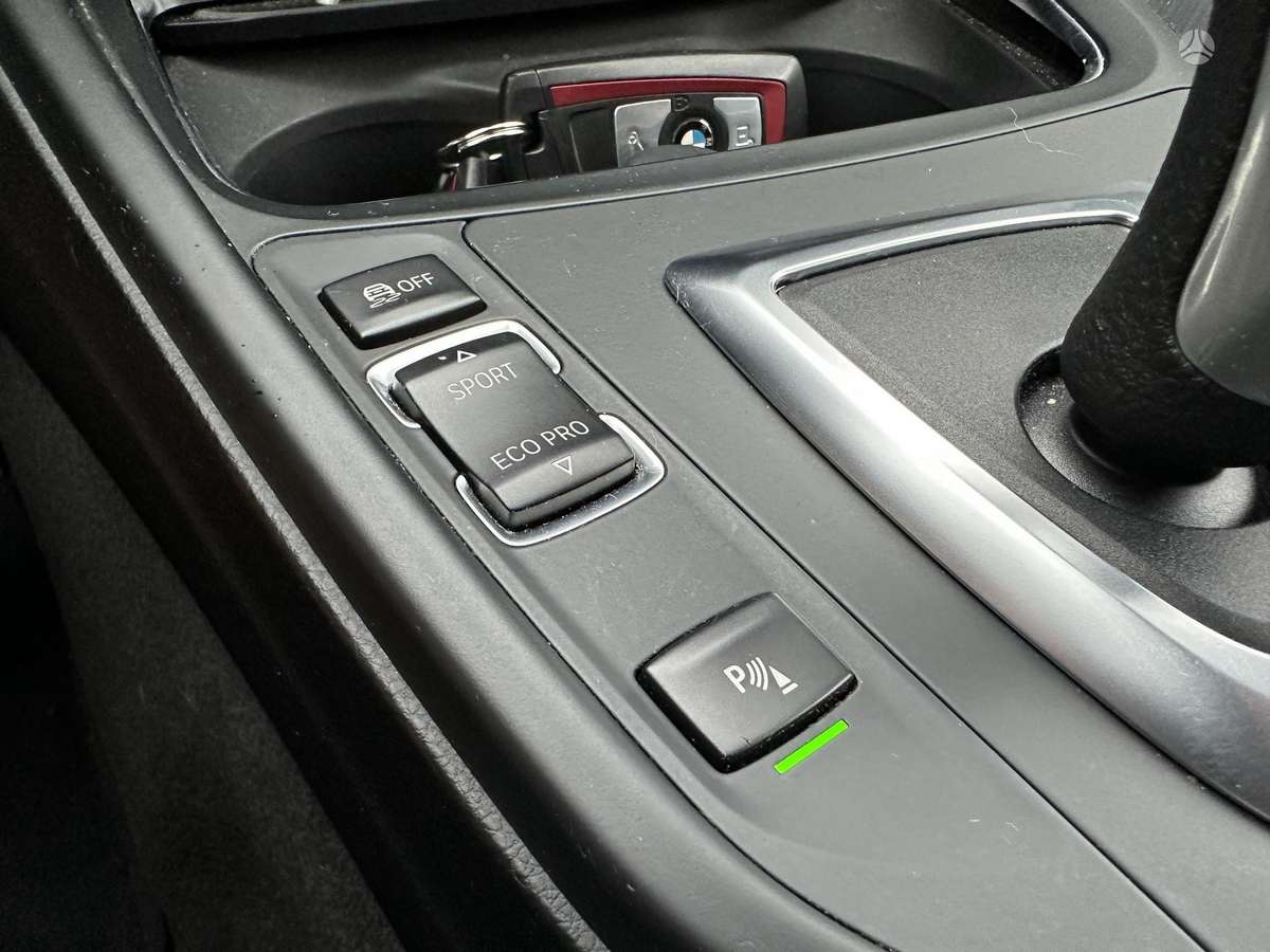 BMW 320, 2.0 l., wagon