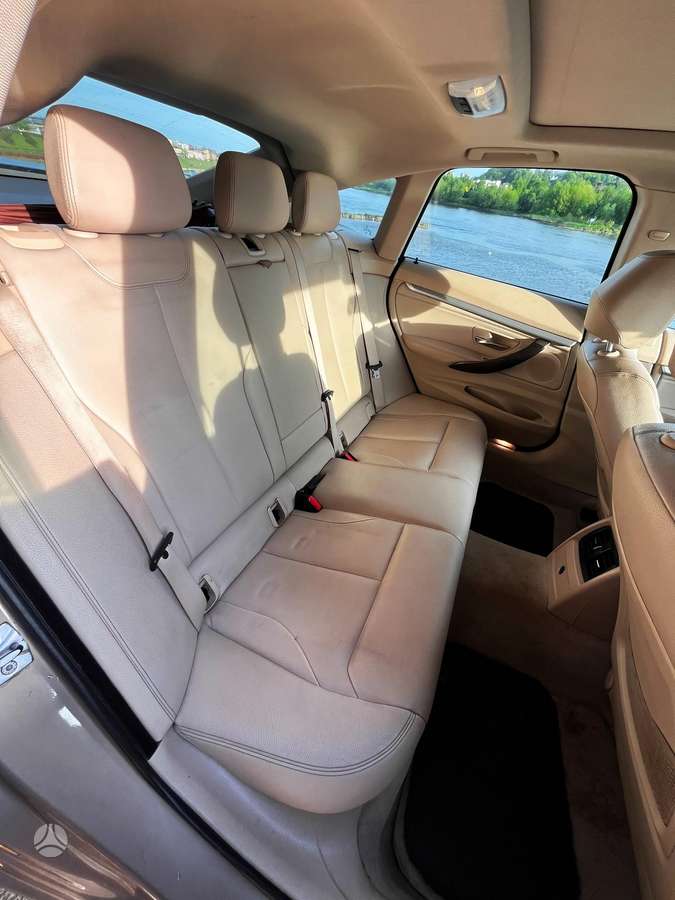 BMW 325, 2.0 l., Седан