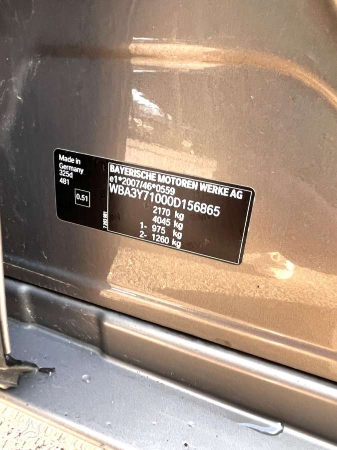 BMW 325, 2.0 l., Седан
