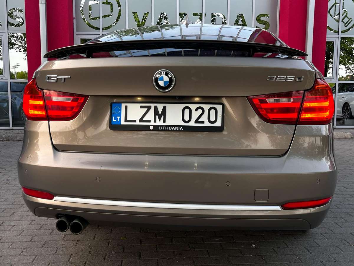 BMW 325, 2.0 l., Седан