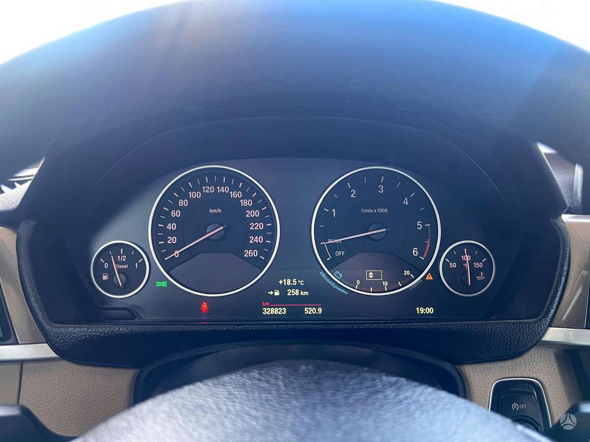 BMW 325, 2.0 l., Седан