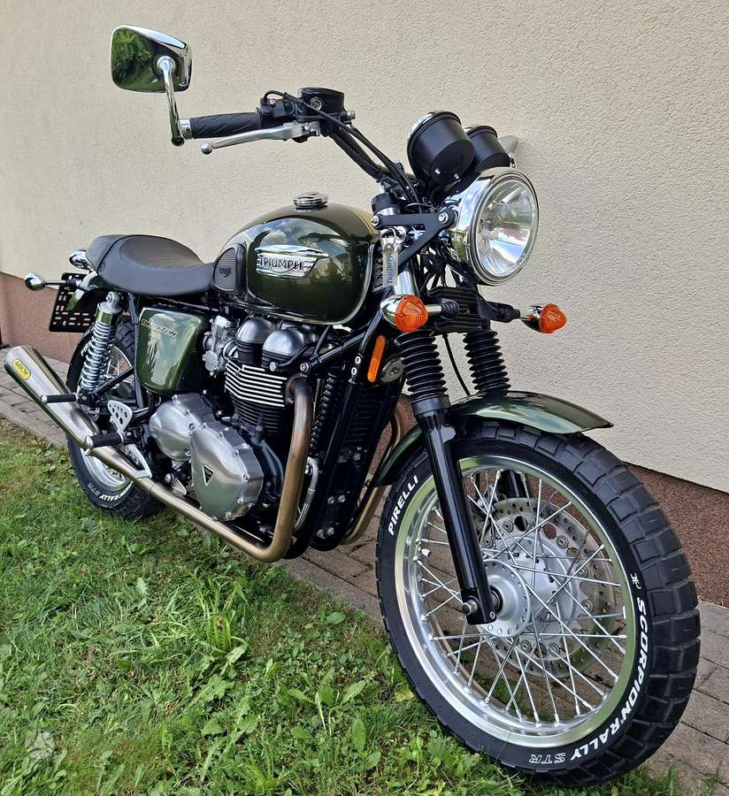 Triumph Thruxton 900cc, street / classic