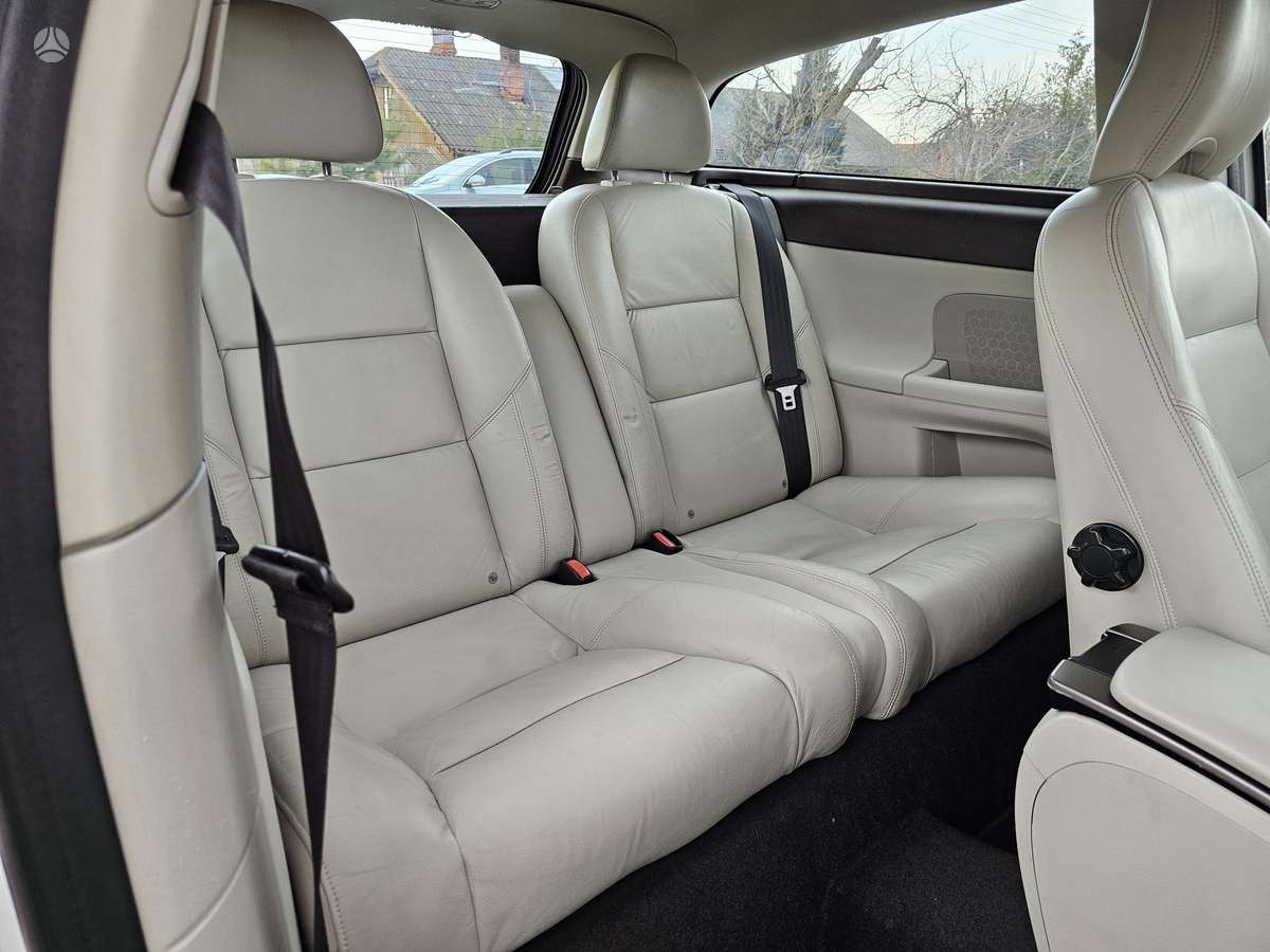 Volvo C30, 1.6 l., Хэтчбек