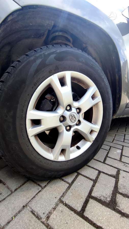 Toyota RAV4 - 12