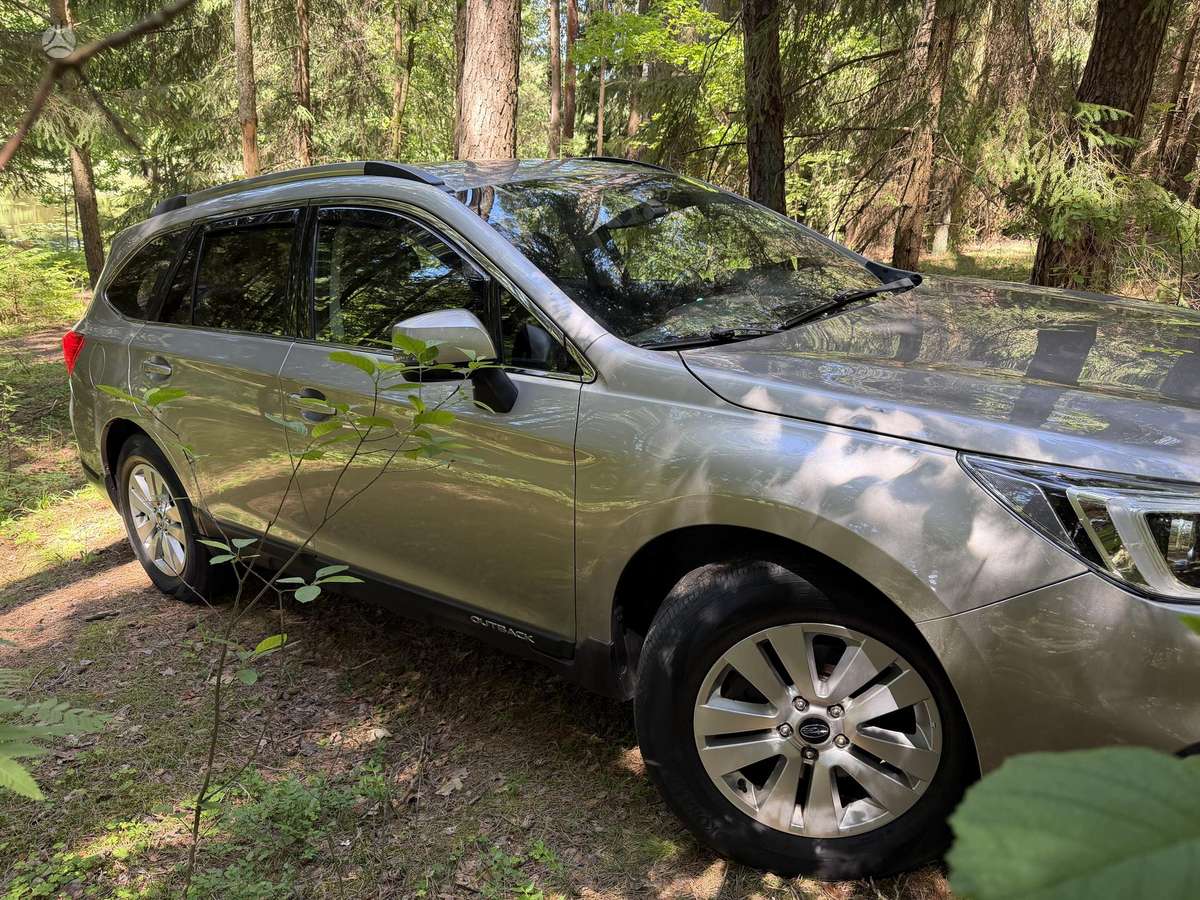 Subaru Outback, 2.5 l., off-road / crossover