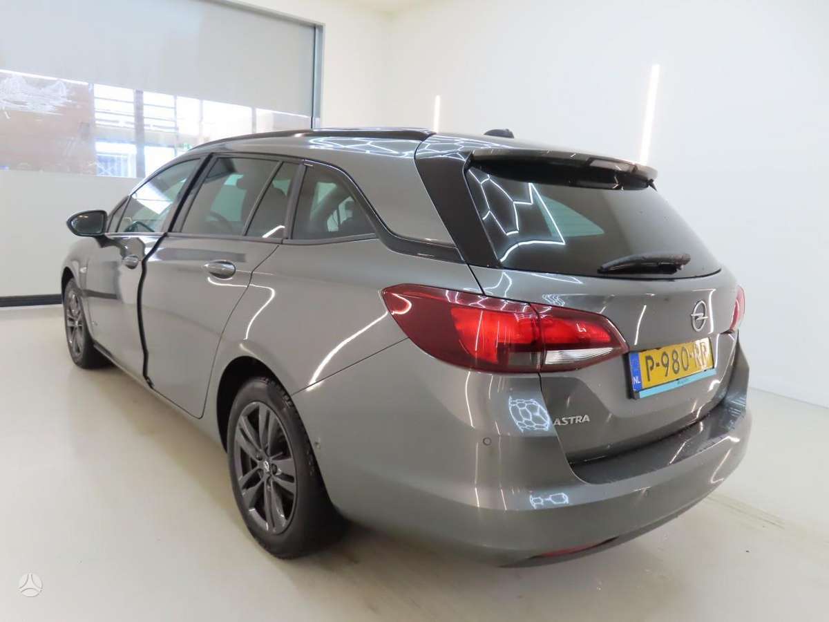 Opel Astra, 1.2 l., Универсал