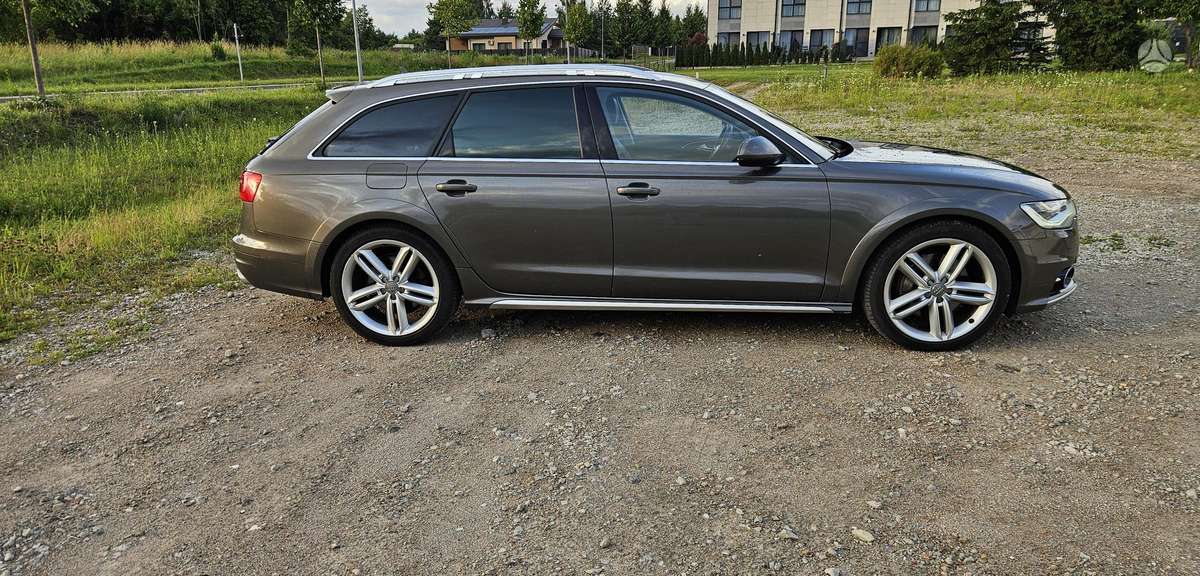 Audi A6 allroad, 3.0 l., Универсал