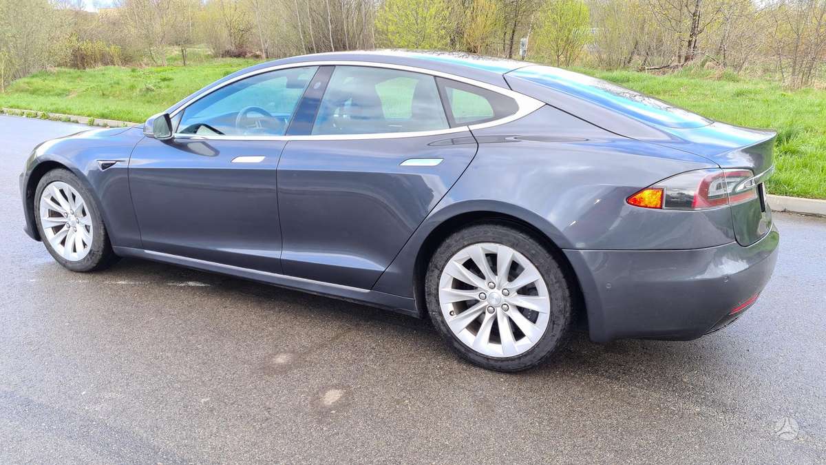 Tesla Model S, 75 кВт·ч, Хэтчбек