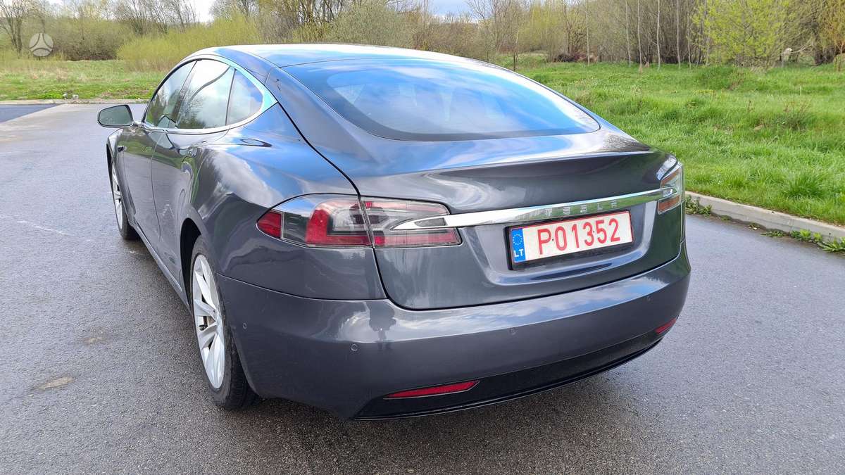 Tesla Model S, 75 кВт·ч, Хэтчбек
