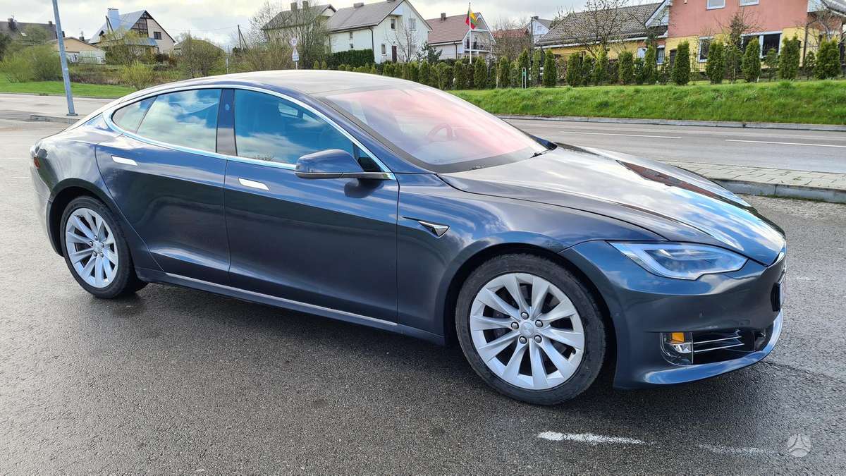 Tesla Model S, 75 kWh, hatchback