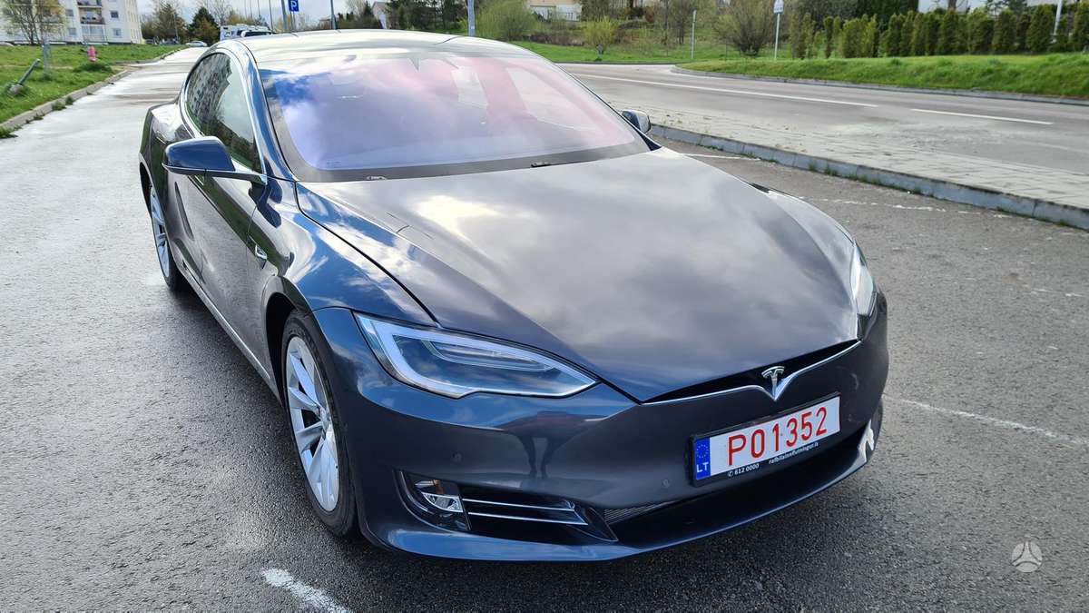 Tesla Model S, 75 kWh, hatchback