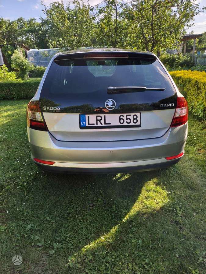 Skoda Rapid, 1.6 l., hatchback