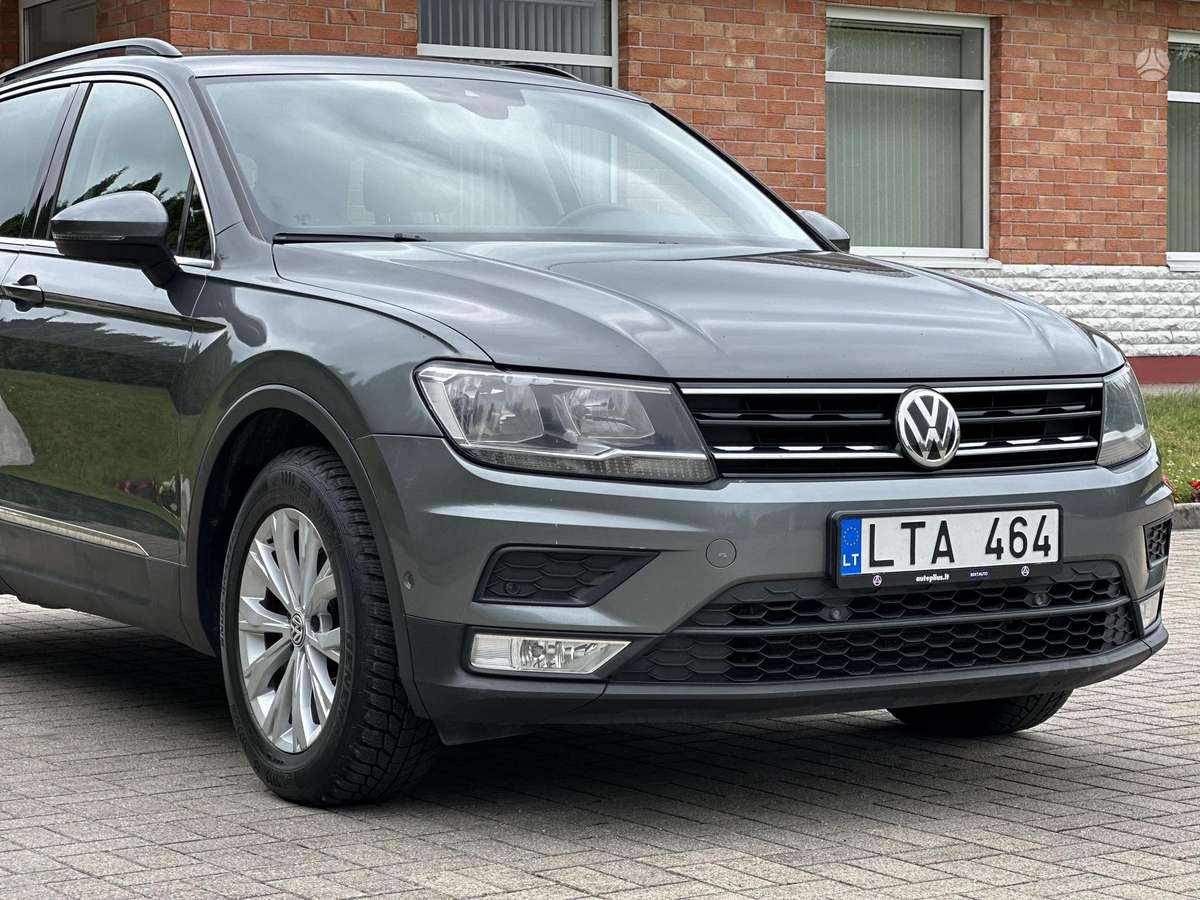 Volkswagen Tiguan - 2