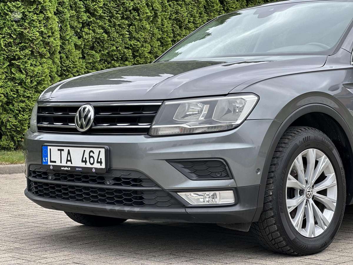 Volkswagen Tiguan - 4