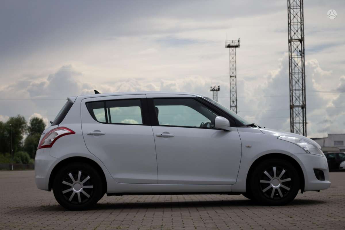 Suzuki Swift, 1.2 l., hatchback