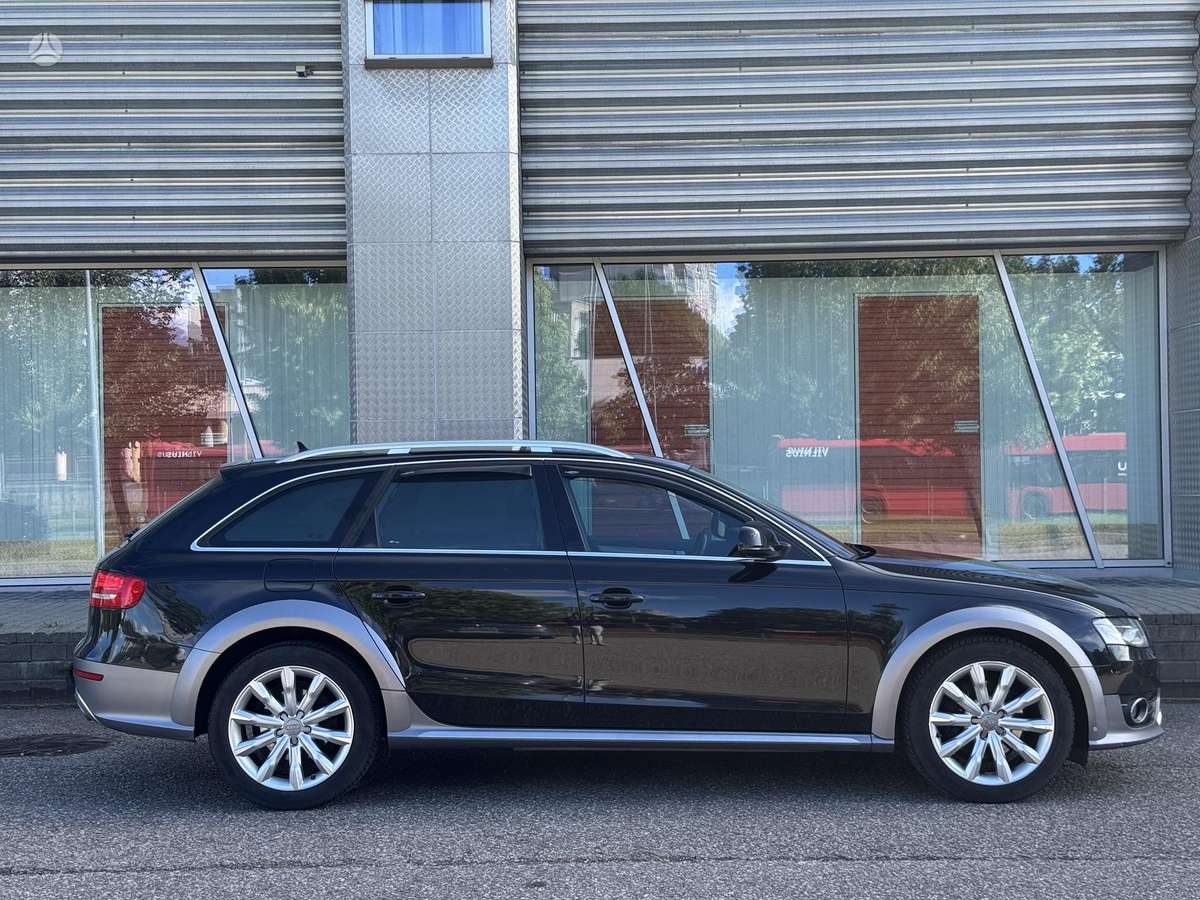 Audi A4 allroad, 3.0 l., Универсал
