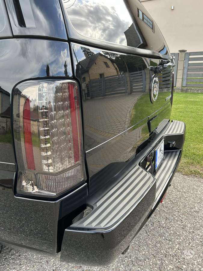 Cadillac Escalade, 6.0 l., pick-up