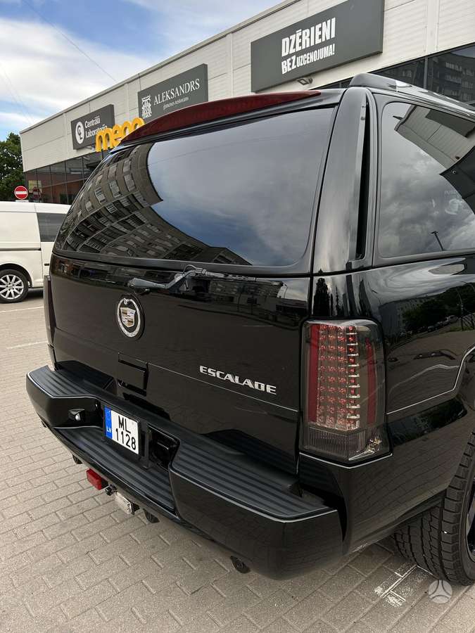 Cadillac Escalade, 6.0 l., Пикап