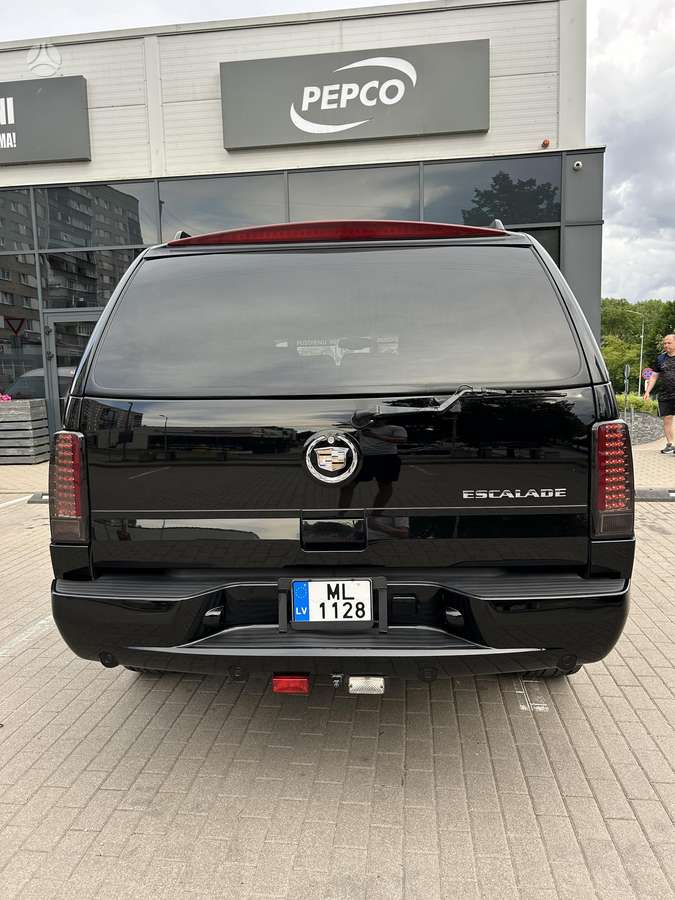 Cadillac Escalade, 6.0 l., pick-up