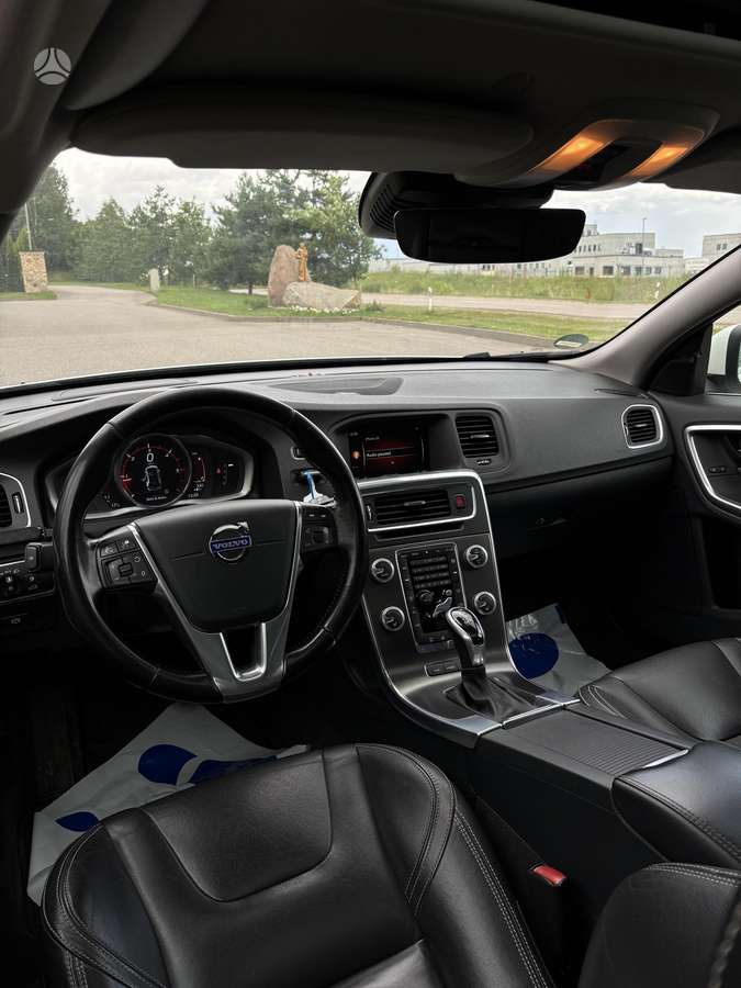Volvo V60, 2.4 l., Универсал