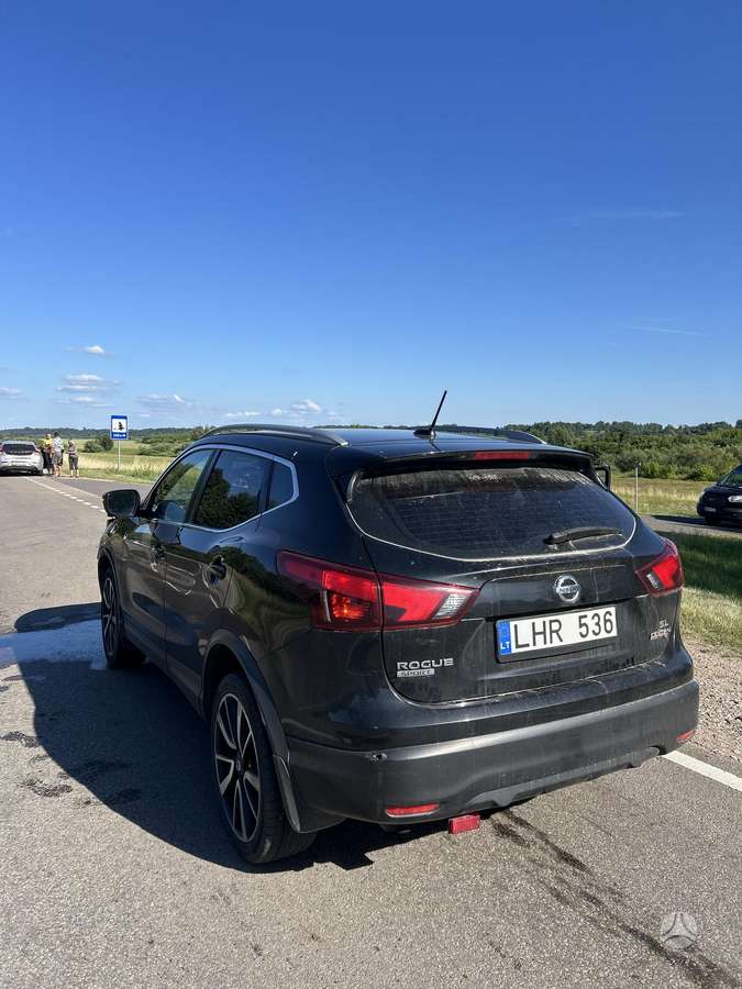 Nissan Rogue, Внедорожник / Кроссовер