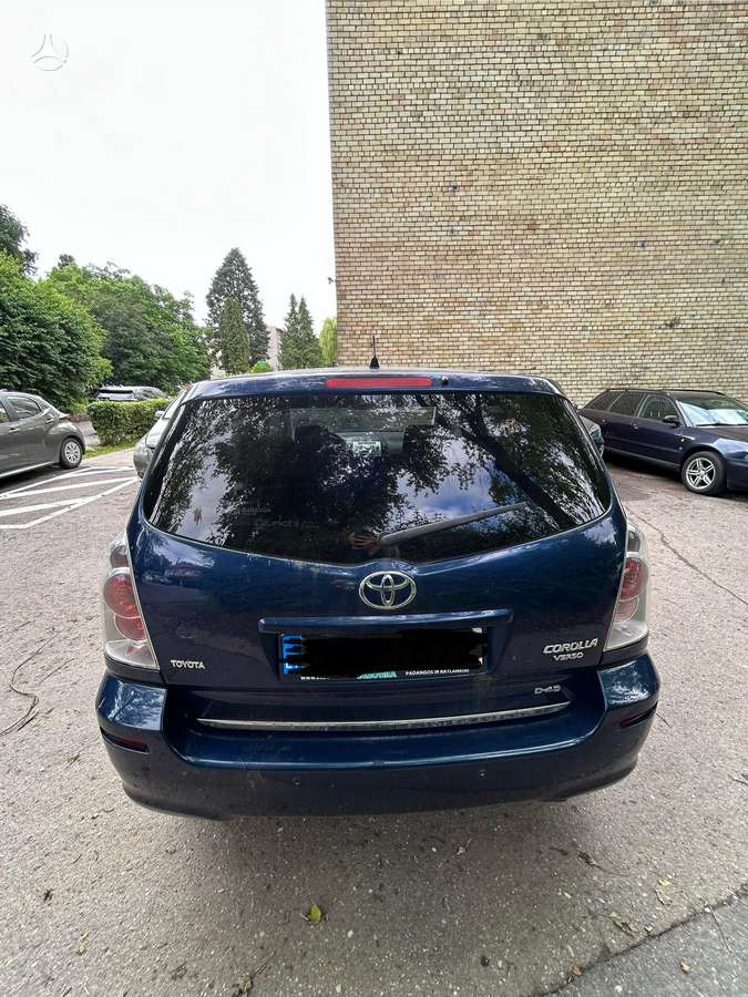 Toyota Corolla Verso - 4