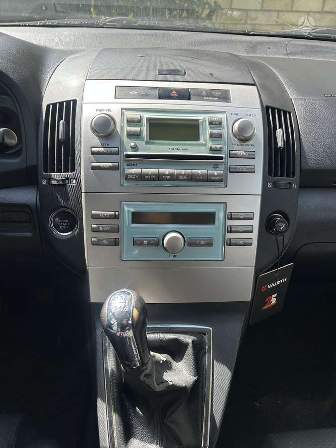 Toyota Corolla Verso - 7