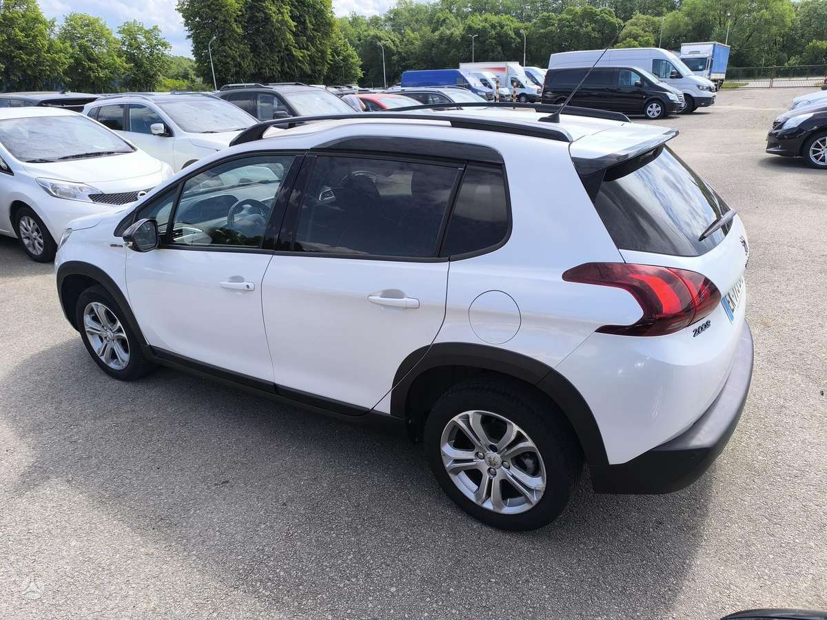Peugeot 2008, 1.2 l., wagon