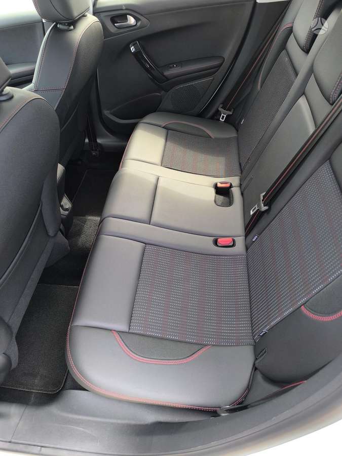 Peugeot 2008, 1.2 l., wagon