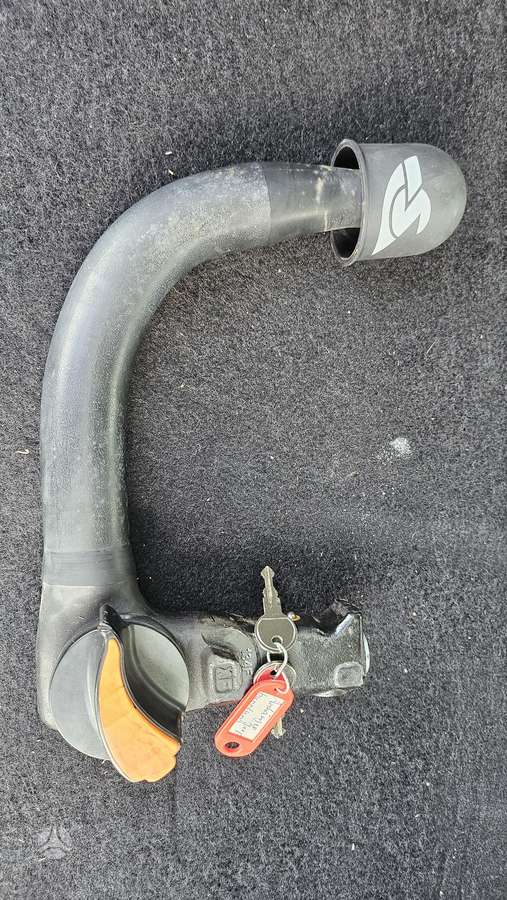 Jeep Cherokee trailer tow hooks