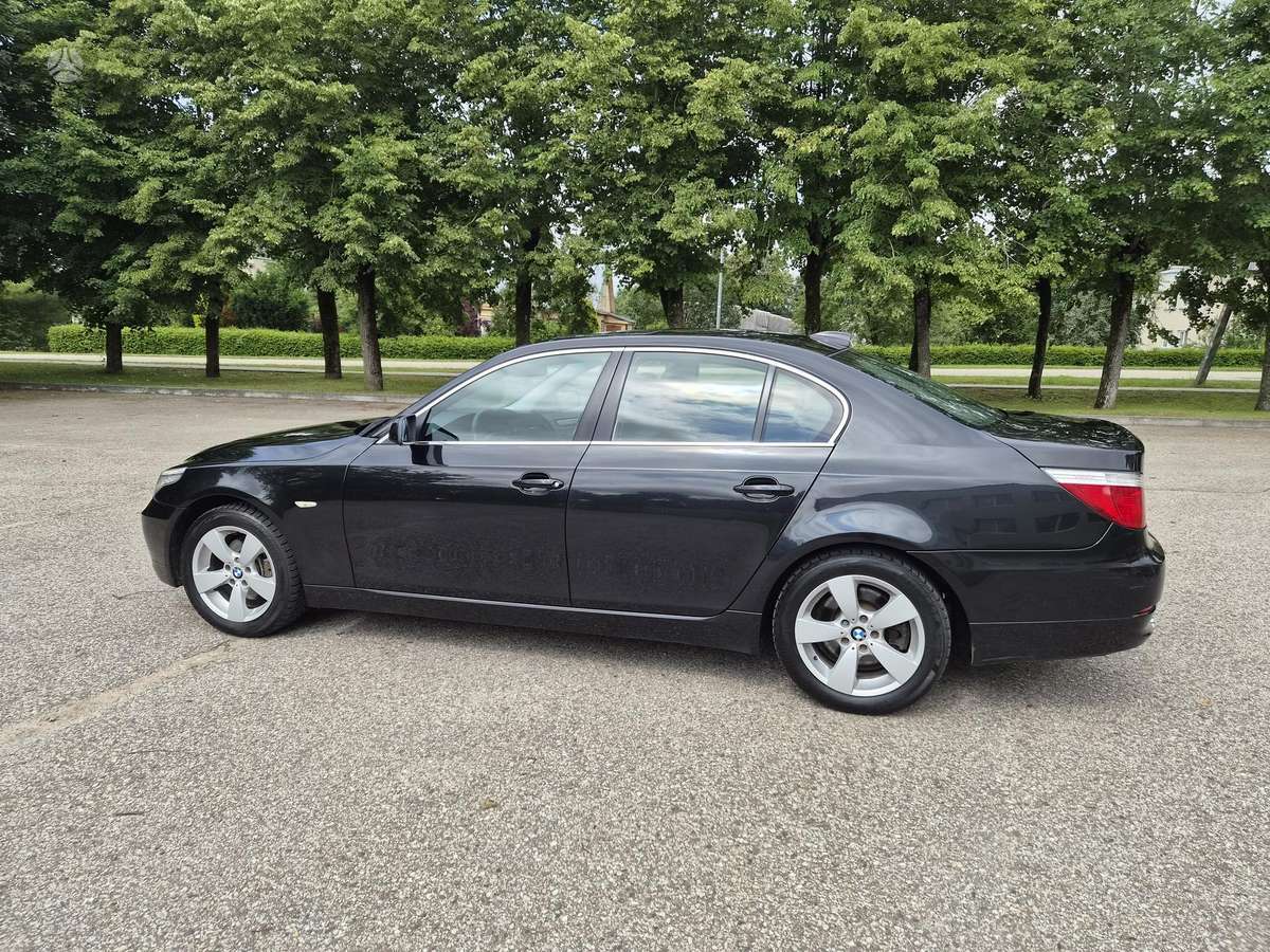 BMW 528, 3.0 l., Седан