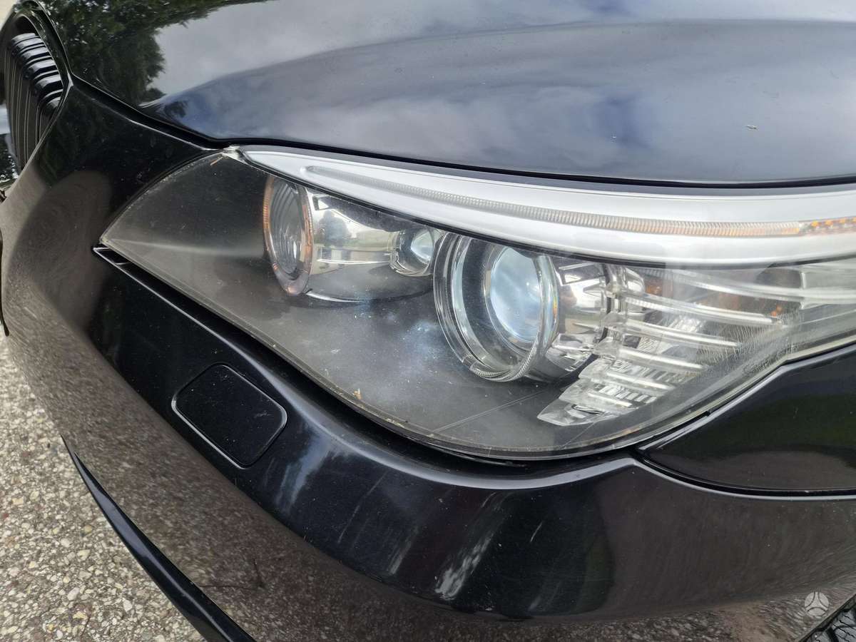 BMW 528, 3.0 l., Седан