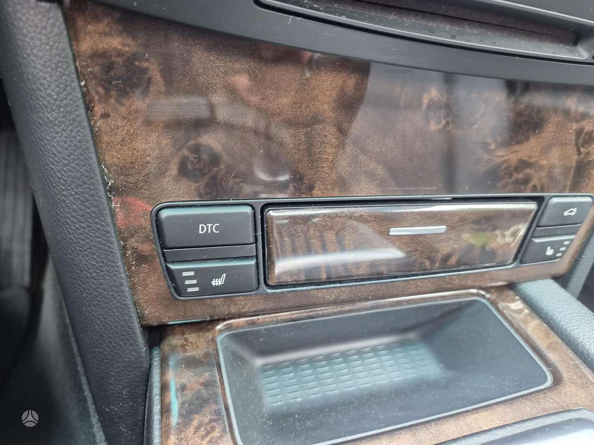 BMW 528, 3.0 l., Седан