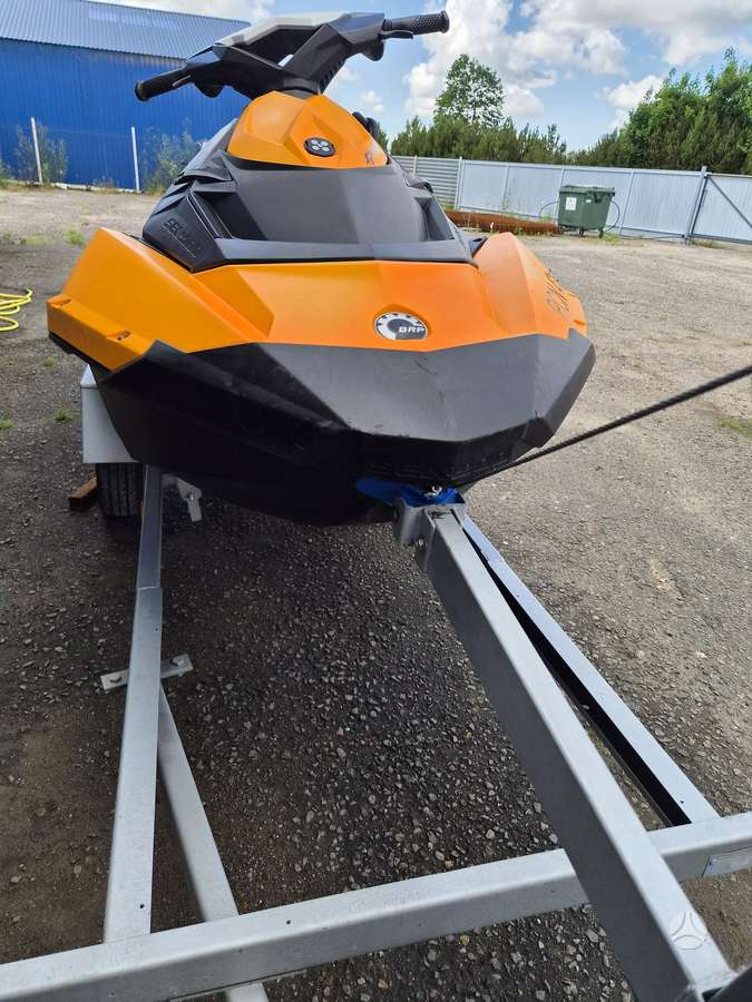 Sea-Doo Spark, jet skis