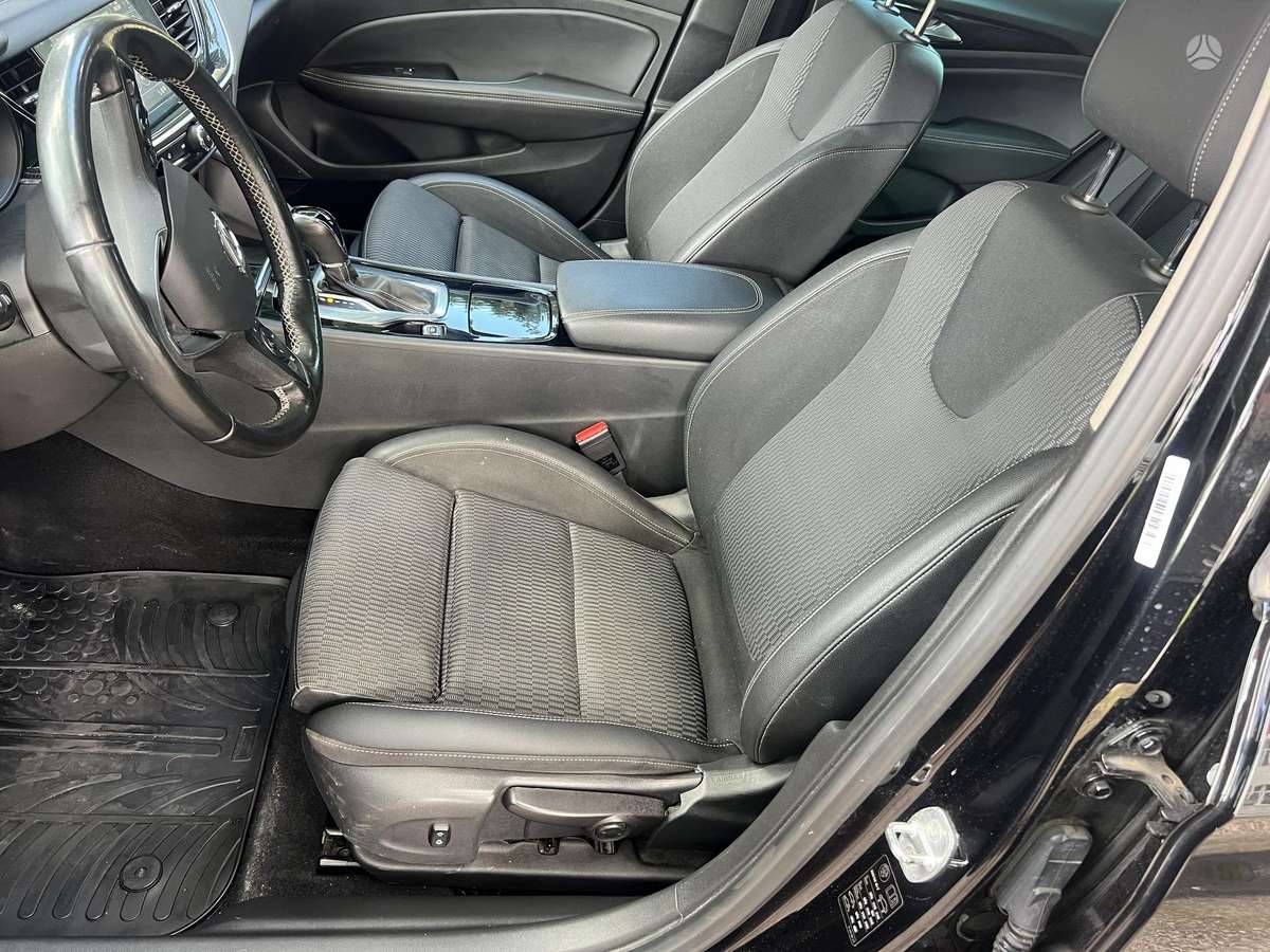 Opel Insignia, 1.6 l., Универсал