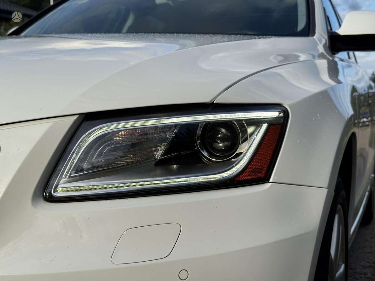 Audi Q5, 2.0 l., Внедорожник / Кроссовер