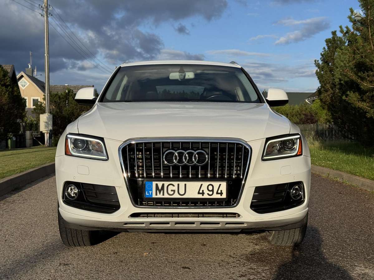 Audi Q5, 2.0 l., Внедорожник / Кроссовер