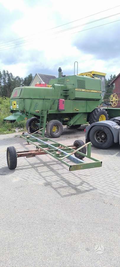 John Deere 965, combine harvesters