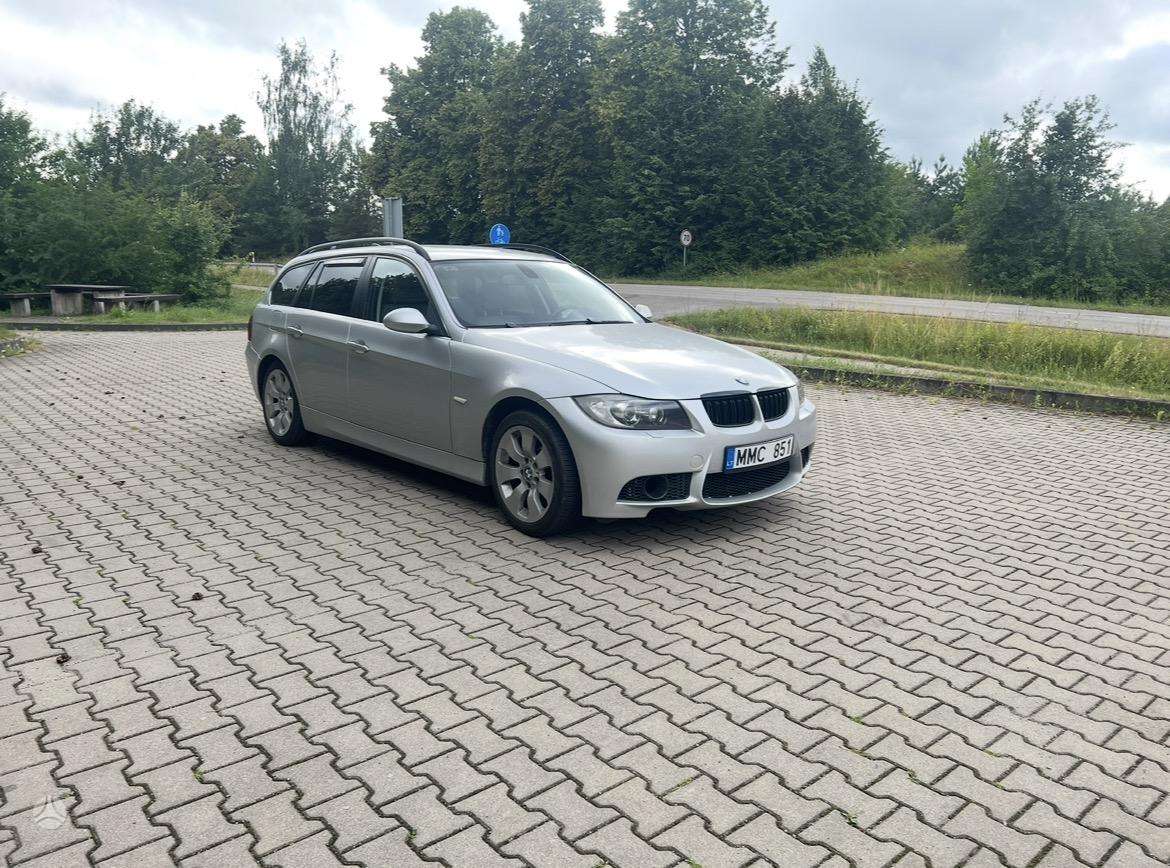 BMW 325, 3.0 l., wagon