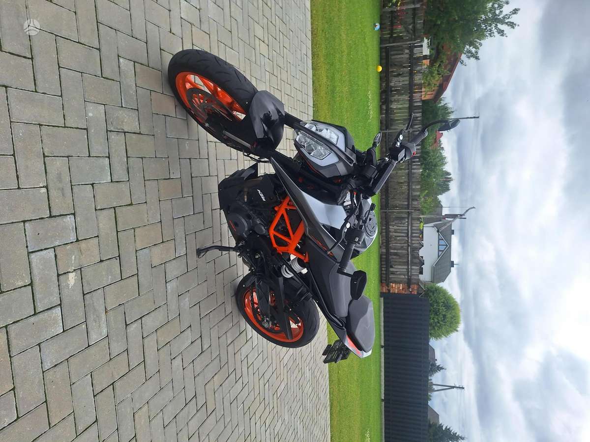 KTM Duke 390cc, street / classic