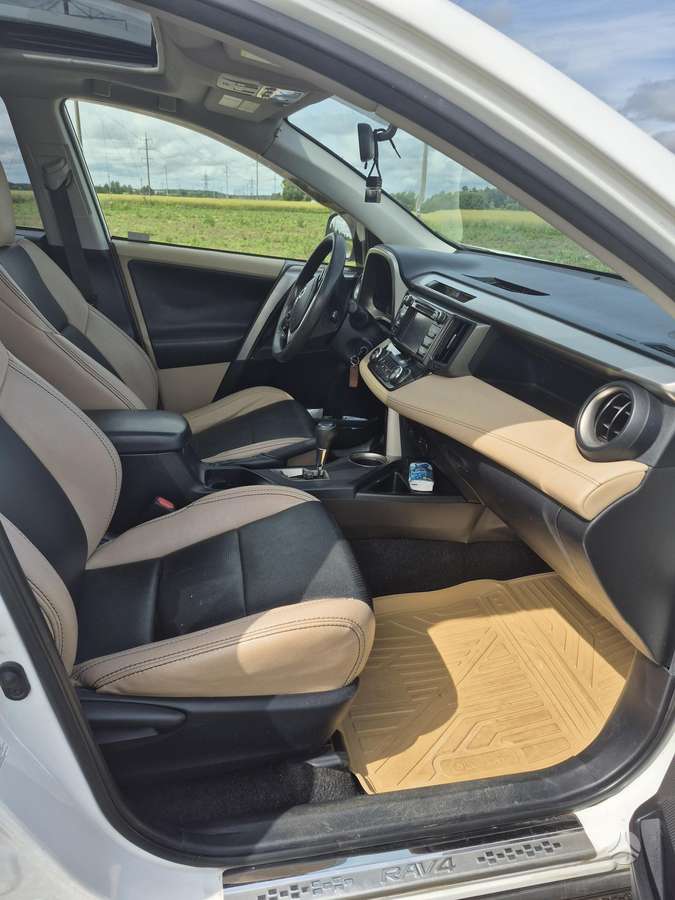 Toyota RAV4 - 5